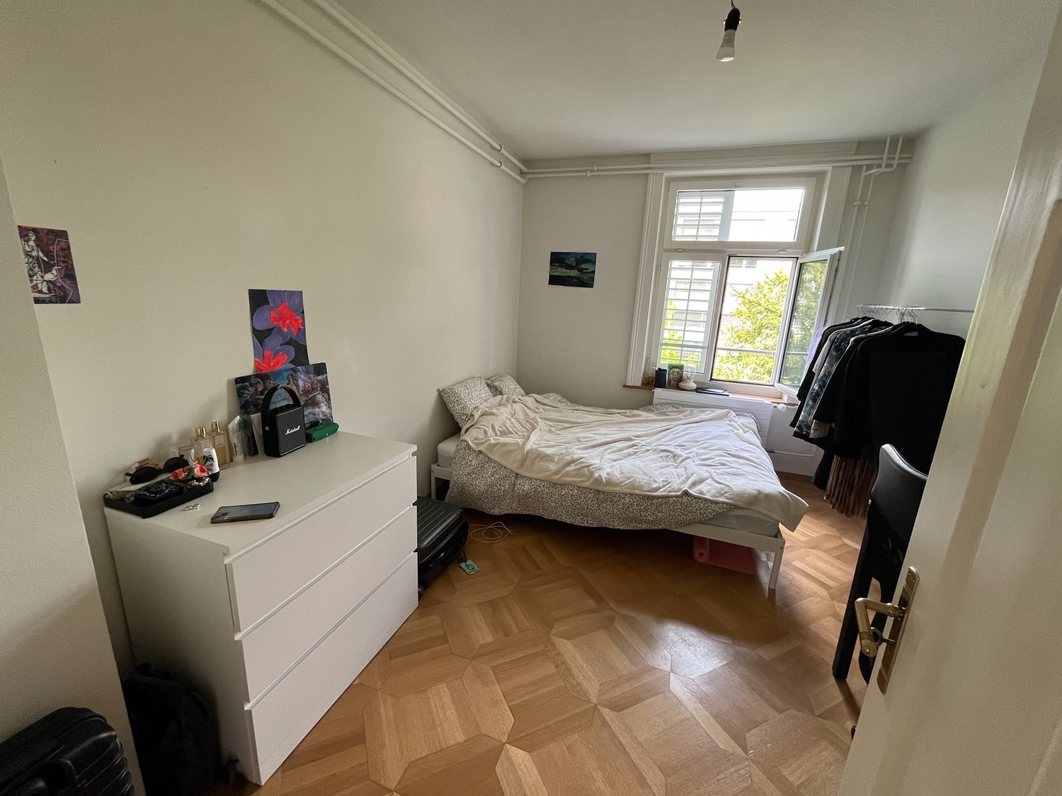 Chambre dans un appartement partagé, photo 1 sur 9