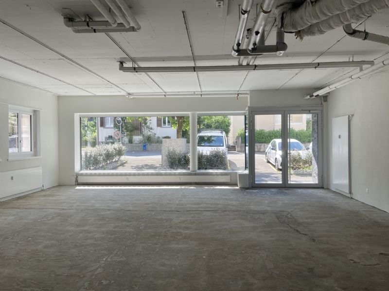 260m² commercial