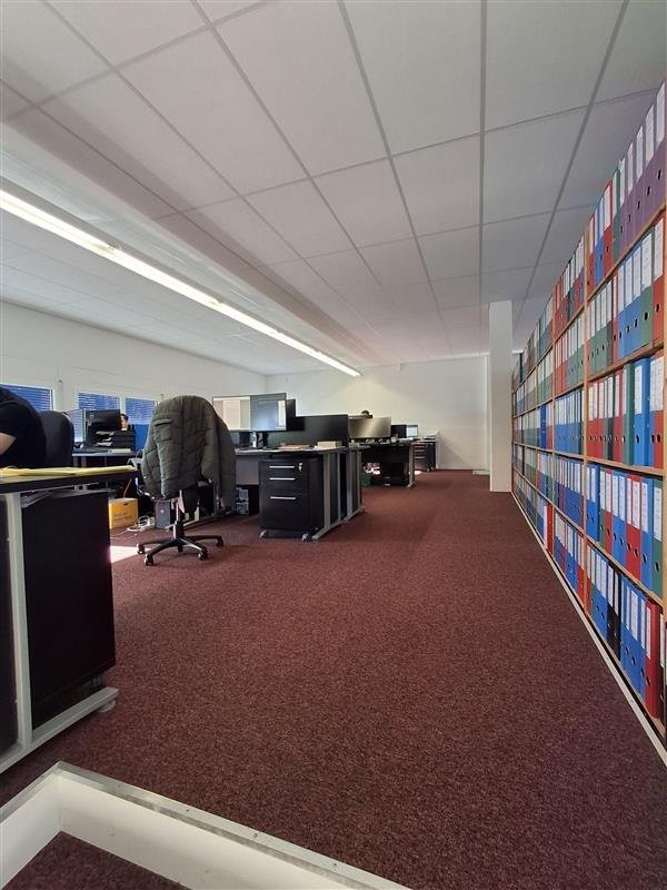 200m² Lagerraum, Foto 7 von 9