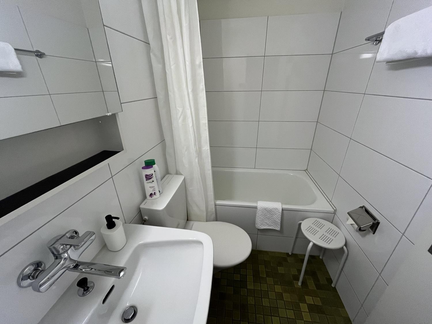 1 room apartment, Foto 5 von 10