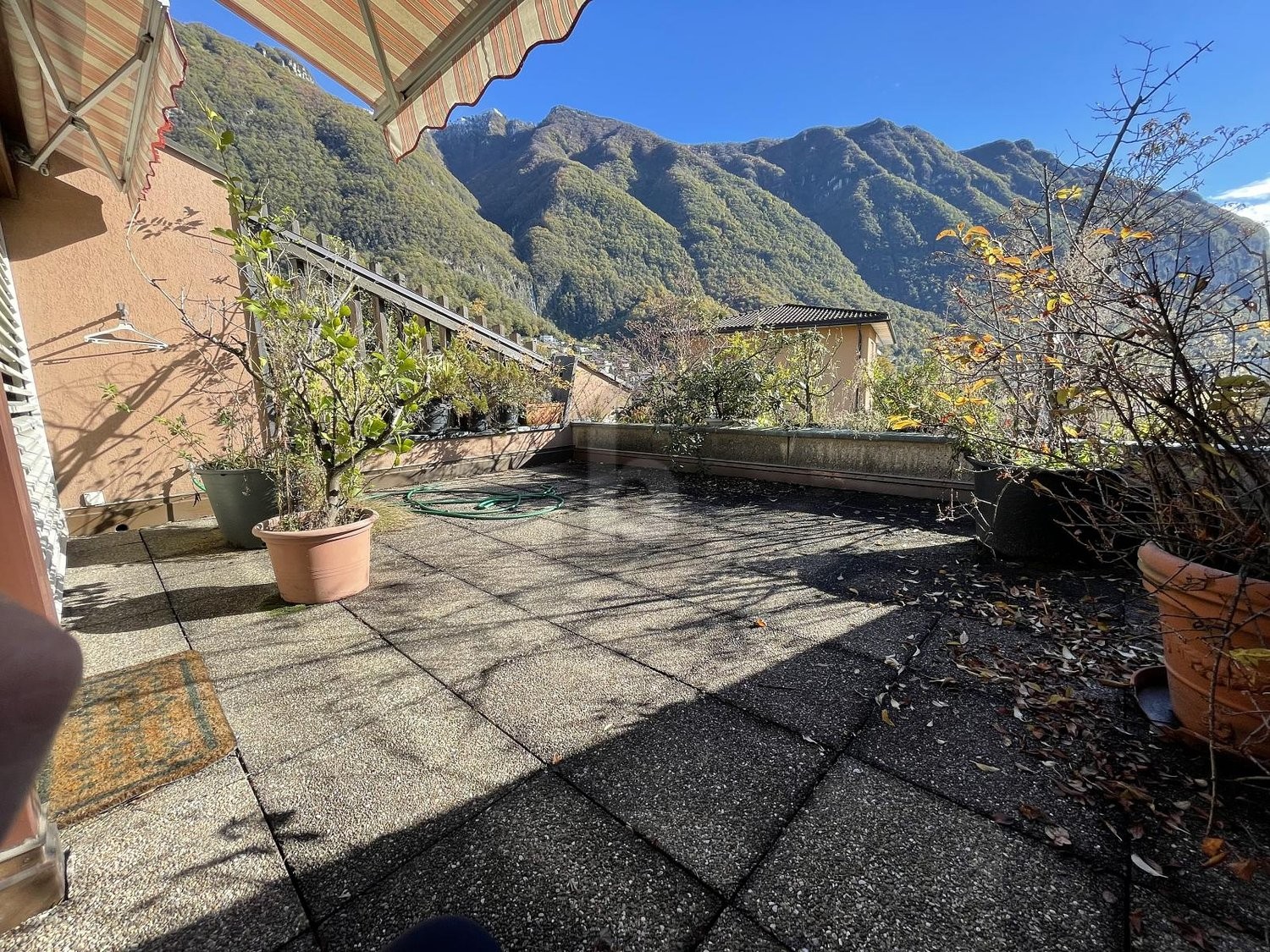 5 ½ Zimmer Einfamilienhaus, Foto 2 von 4