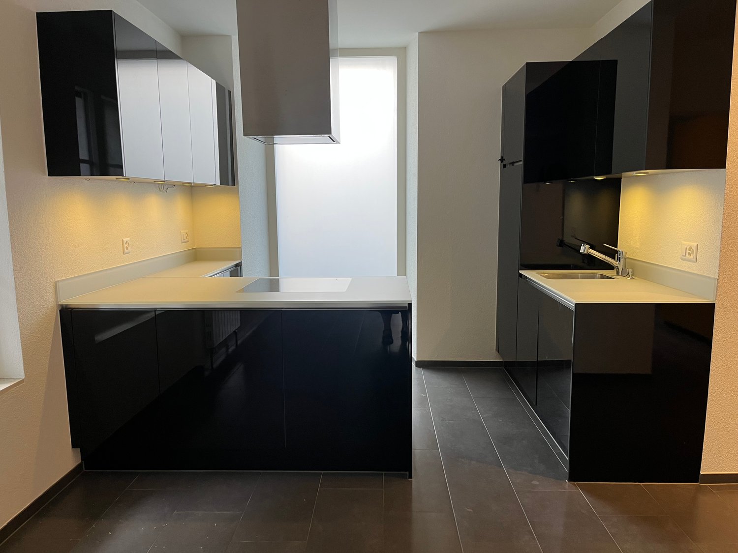 2 ½ Zimmer-Wohnung, Foto 3 von 9