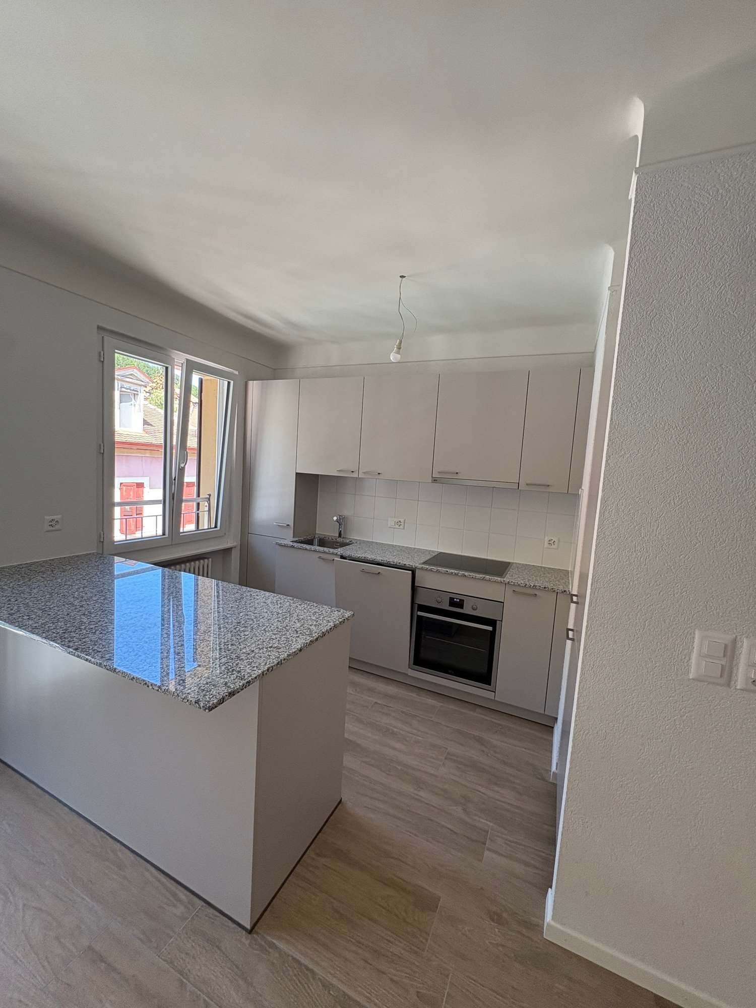 2 ½ Zimmer Dachwohnung, Foto 7 von 10