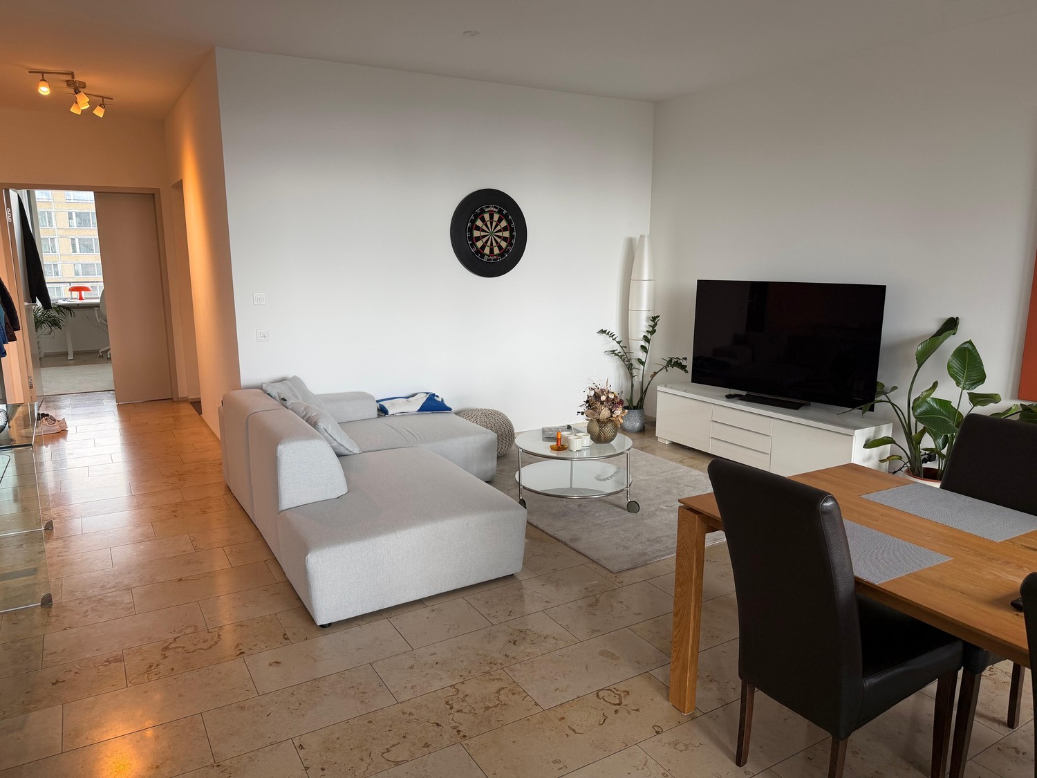 2 rooms apartment, Foto 1 von 10