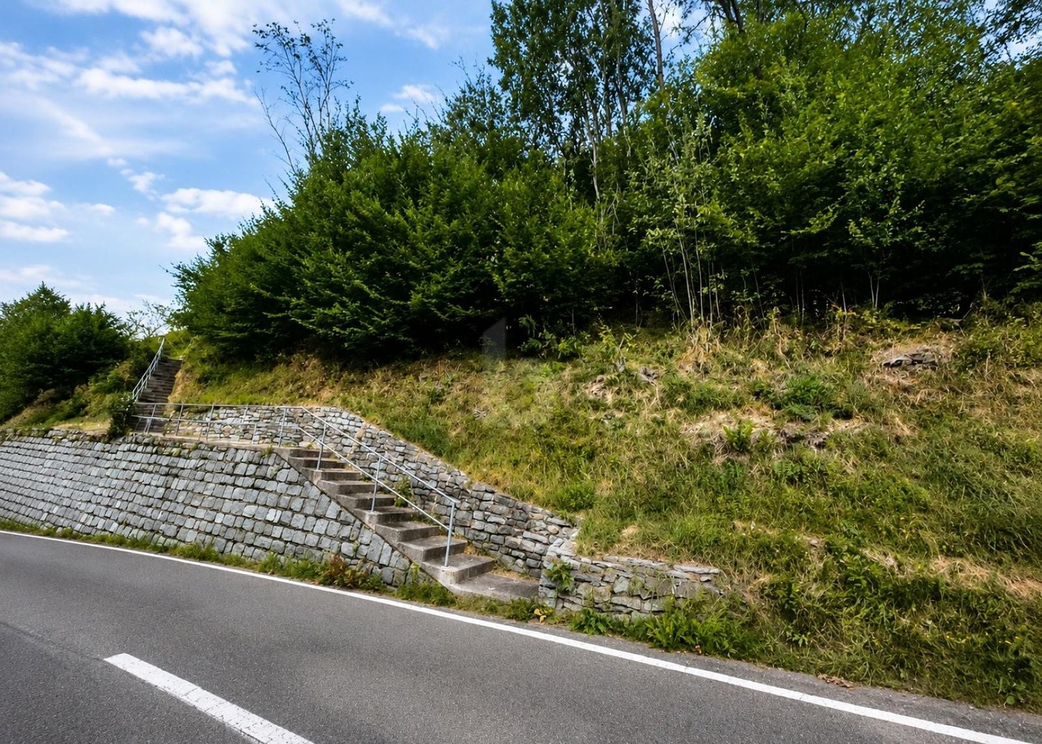 1091m² building land