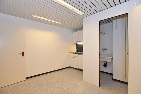 170m² office