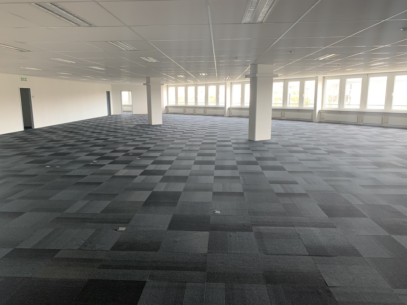 Ufficio di 282-1030m²