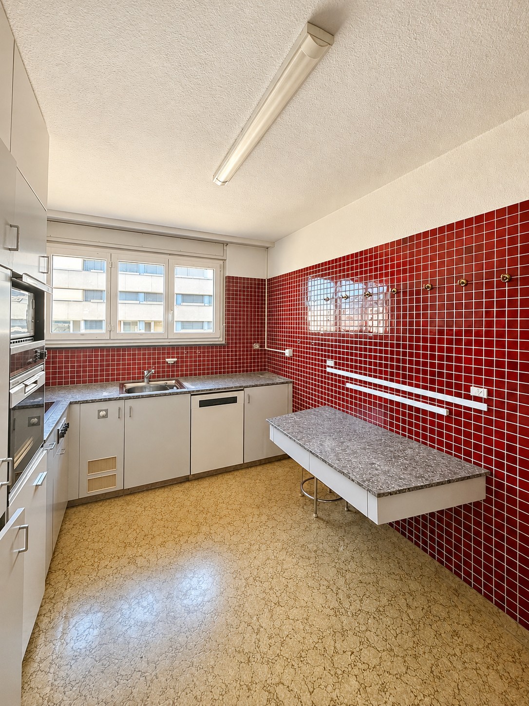 8 rooms apartment, Foto 4 von 10