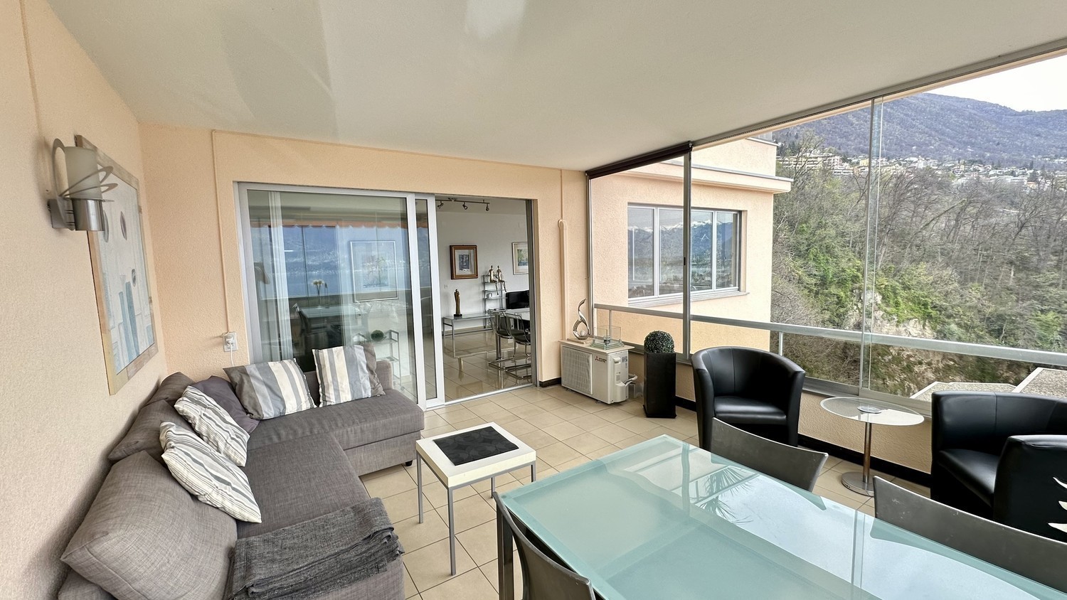 2 ½ rooms apartment
