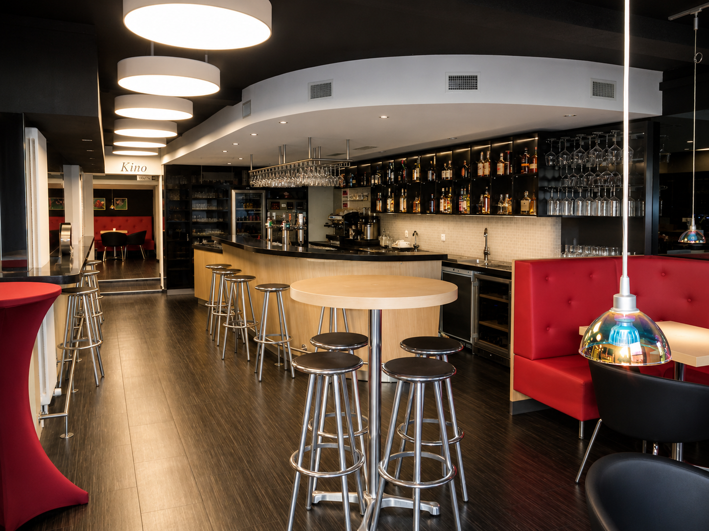 68m² bar, Foto 3 von 6
