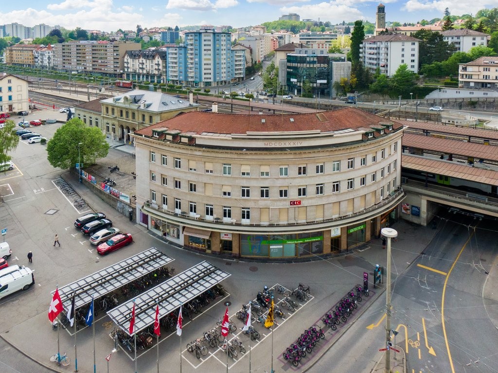 268m² Büro, Foto 1 von 10