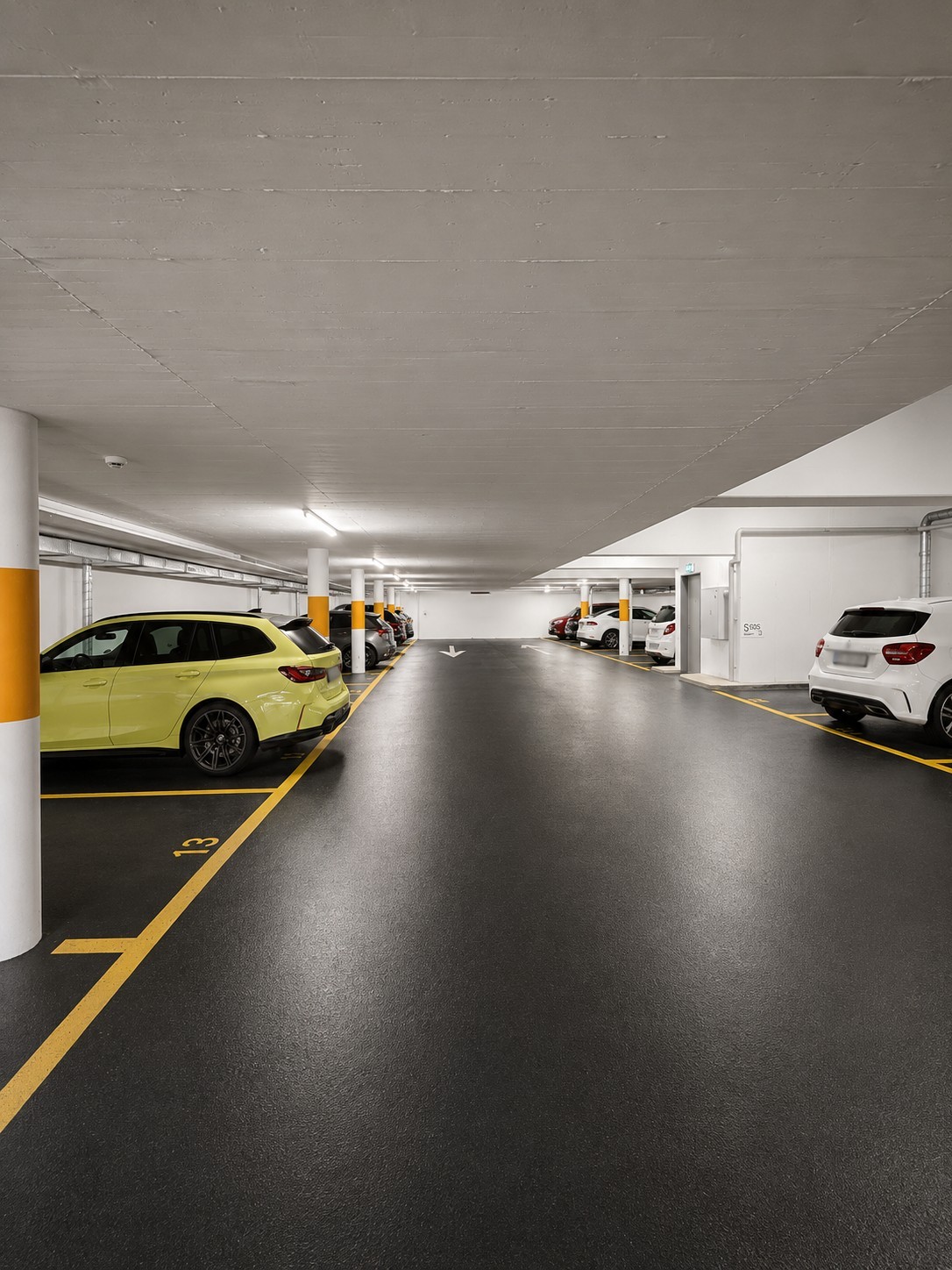 13m² office