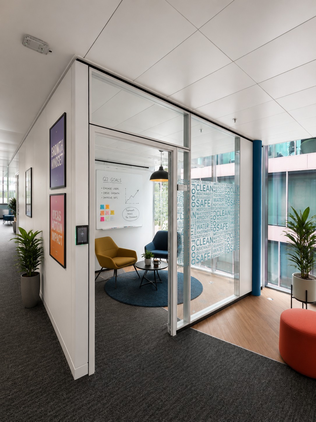 13m² office