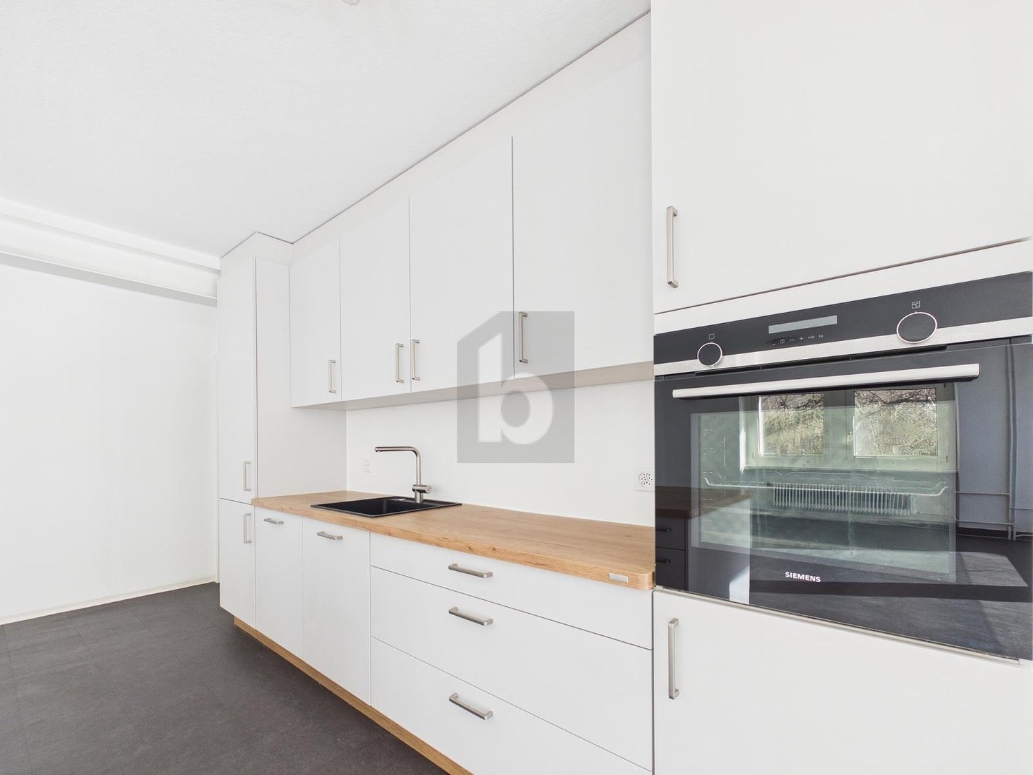12 rooms multi family house, Foto 3 von 4