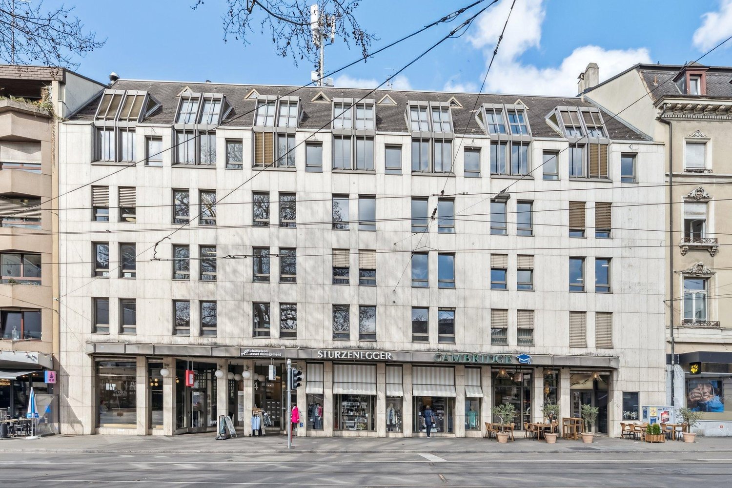 109m² office