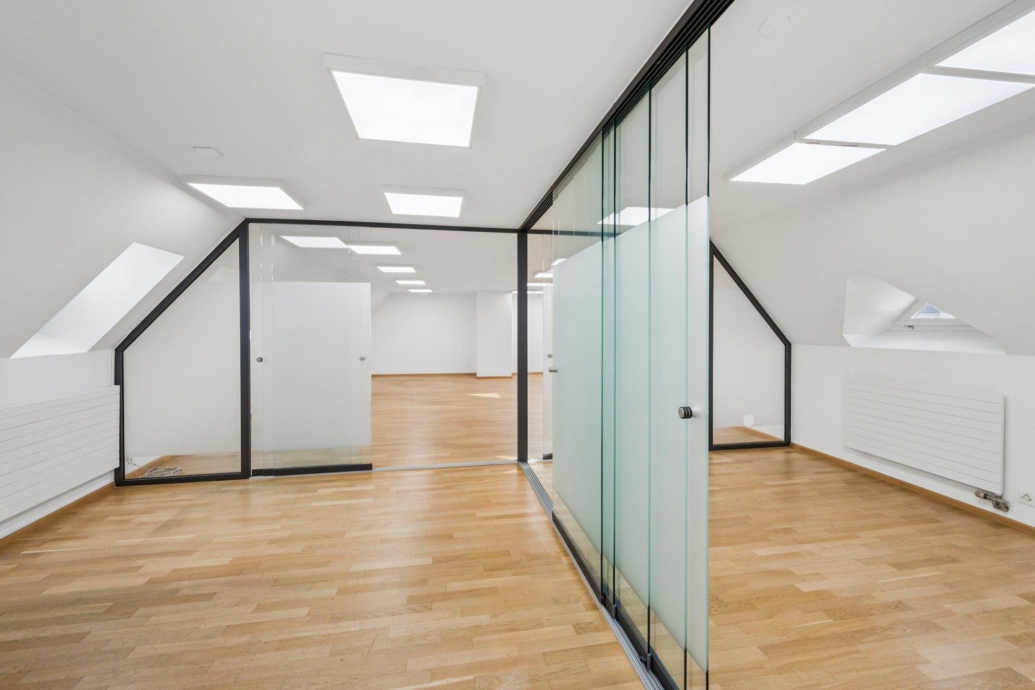 109m² office