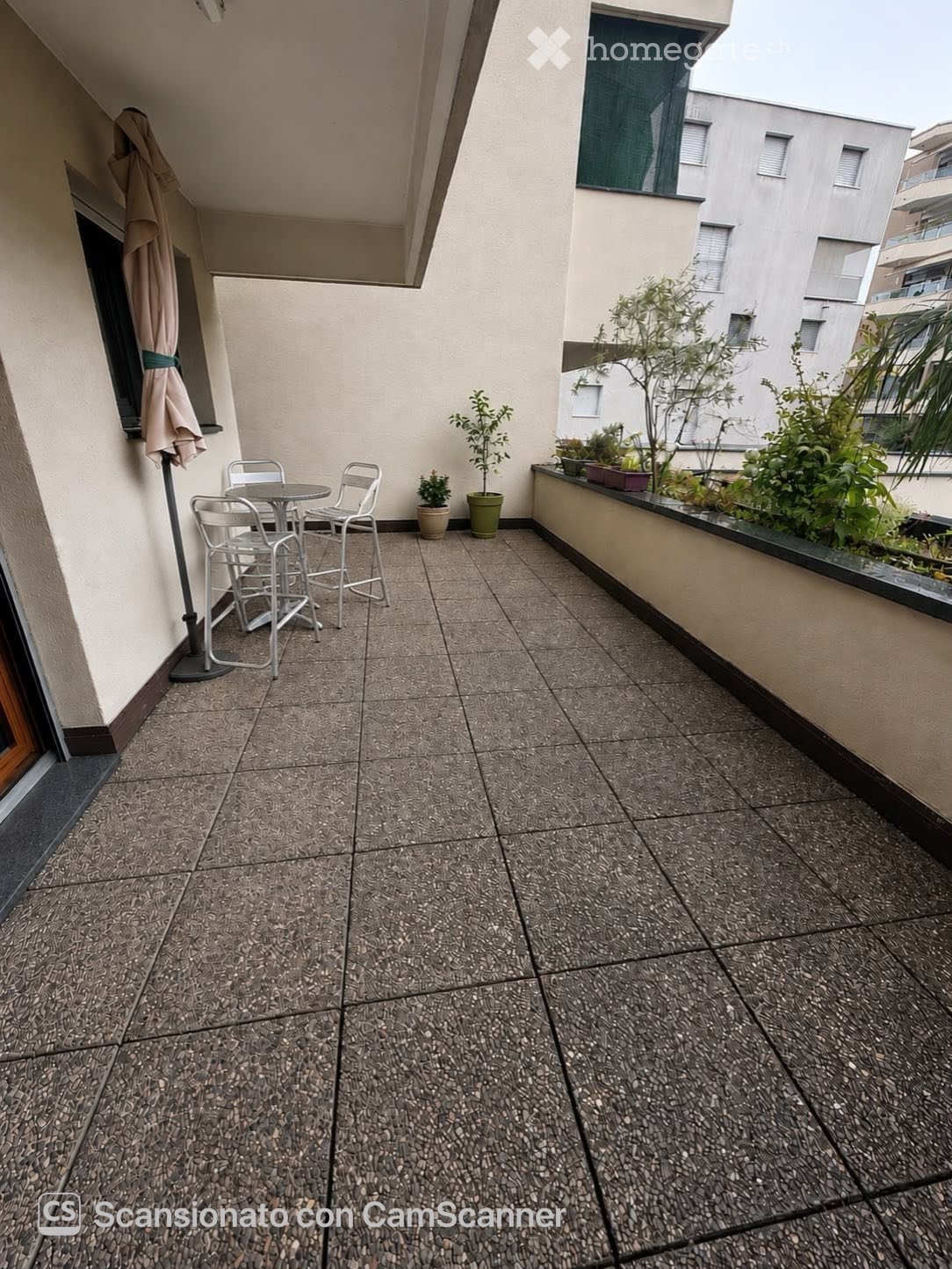 4-Zimmer-Wohnung
TOP-ANGEBOT!!
Wohnung 100 mq, 3,5 Zimmer mit PRIVAT-GARAGE, in ruhiger Zone und Eingang mit Fernbedienung, komplett möbliert, an alle wichtigen Dienstleistungen angebunden.
Nur 2000 chf ALLES INKLUSIVE und OHNE NACHZAHLUNG !!!
bestehend aus:
2 geräumige Schlafzimmer
grosses Woh, Foto 9 von 10