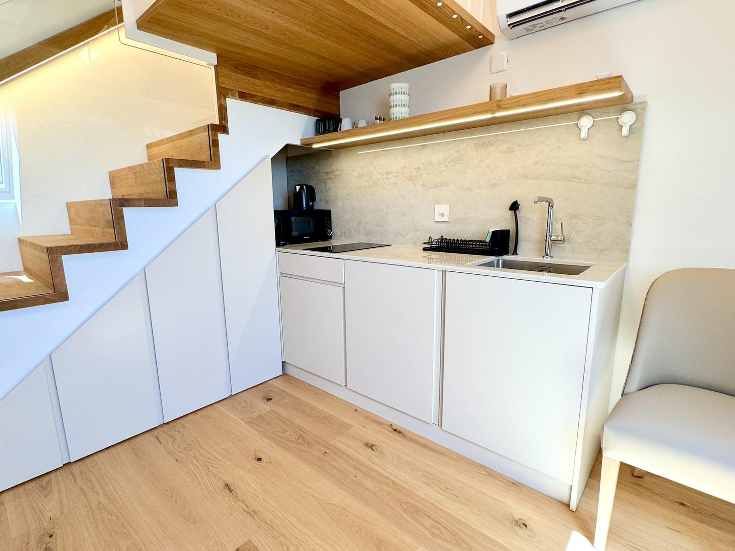 1 room furnished flat, Foto 7 von 10