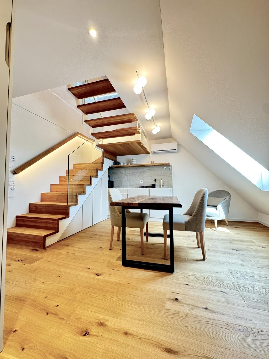 1 room furnished flat, Foto 5 von 10