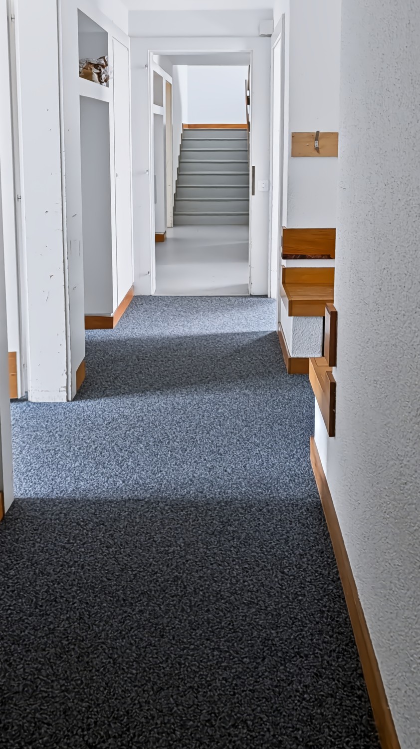 265m² office