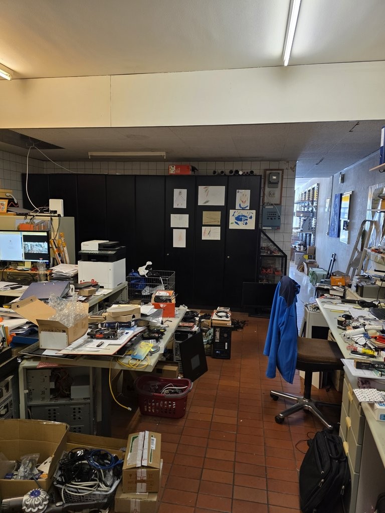 130m² shop, photo 5 of 8
