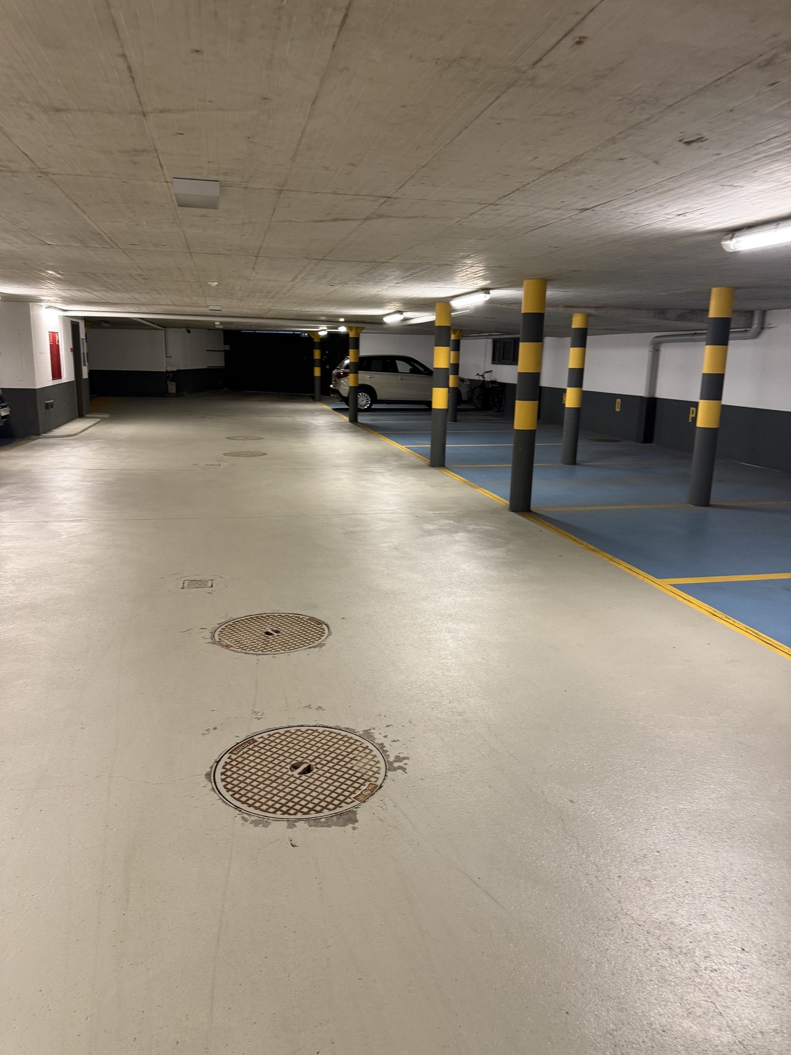Underground slot