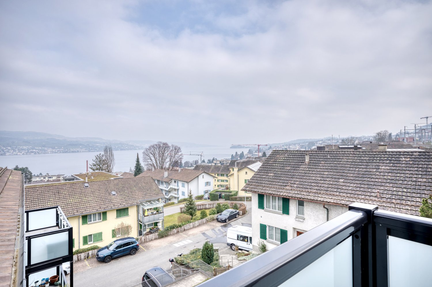 3 rooms furnished flat