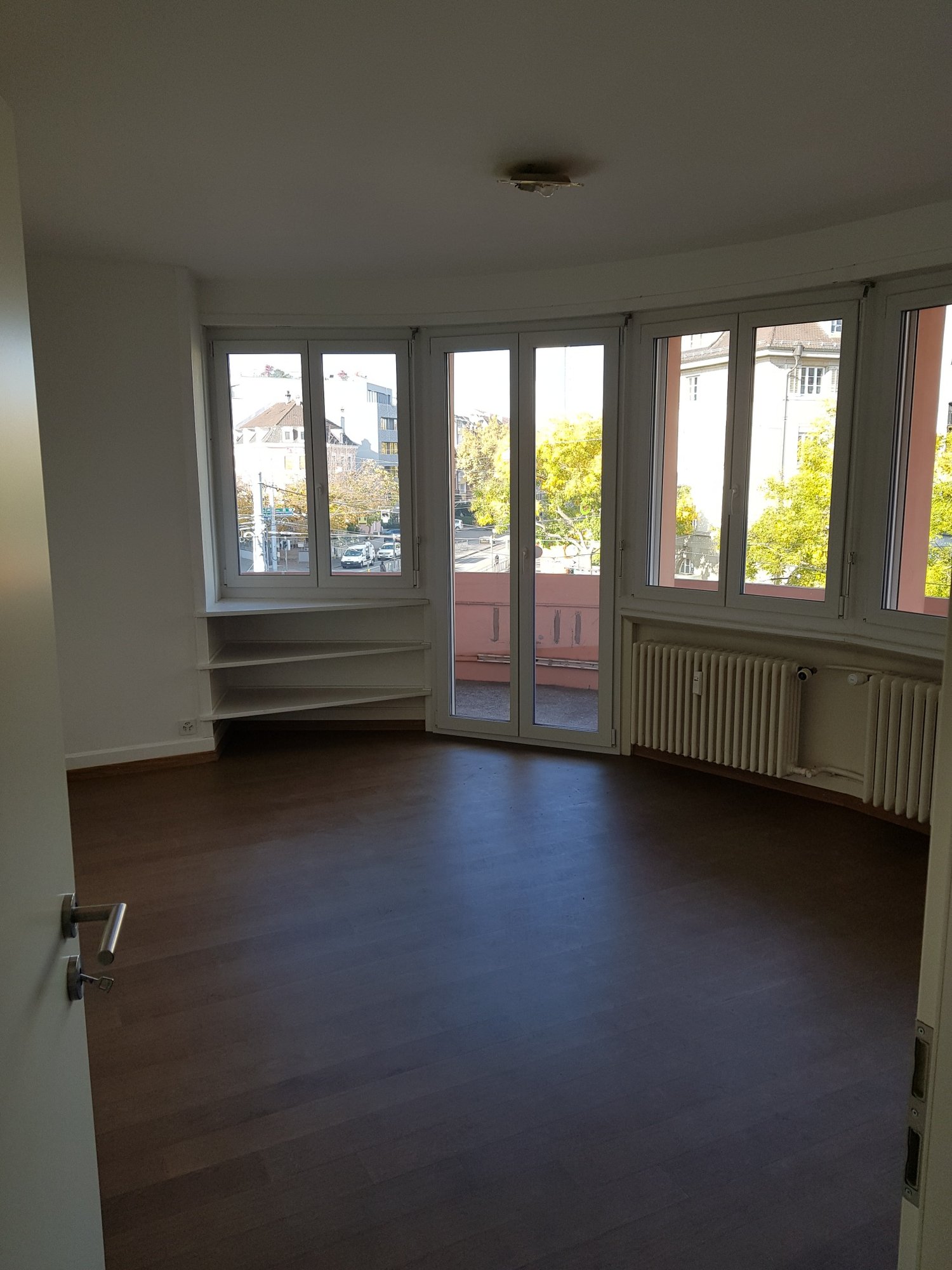 4 rooms apartment, Foto 1 von 10