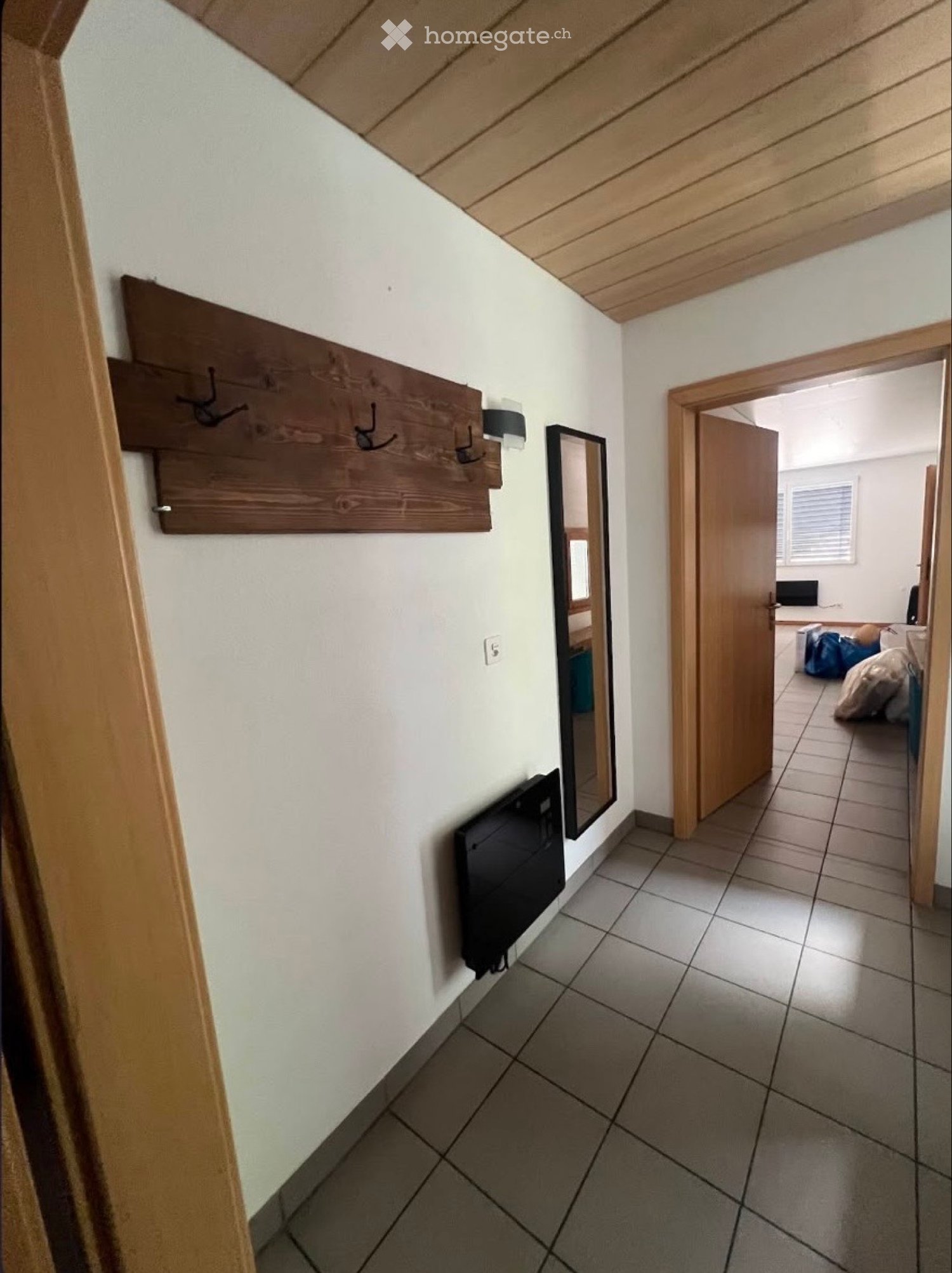 5-Zimmer-Wohnung

WOHNUNG IN CAMA ZU VERMIETEN 5.5 ZIMMER

Es wird eine 5.5-Zimmer-Wohnung in Cama vermietet, verfügbar ab dem 1. November.

Miete: CHF 1500. pro Monat

Die Wohnung ist ideal für eine Familie oder für jemanden, der ein geräumiges und ruhiges Umfeld sucht.

Verfügbar ab dem 1. Novembe, Foto 2 von 5