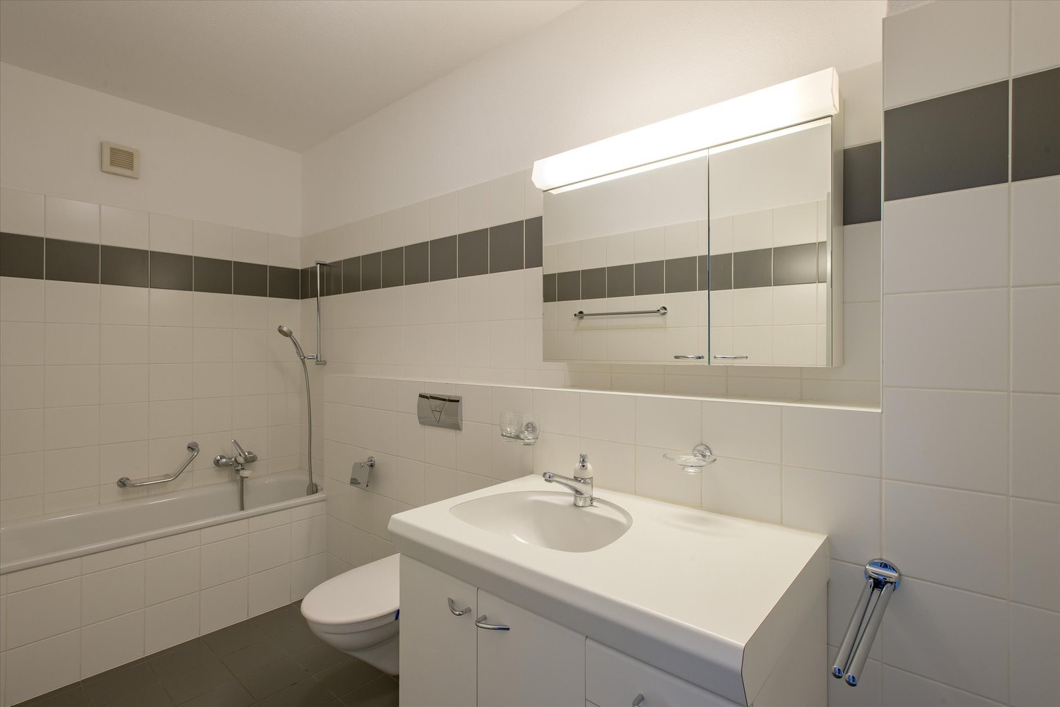 3 rooms apartment (5)