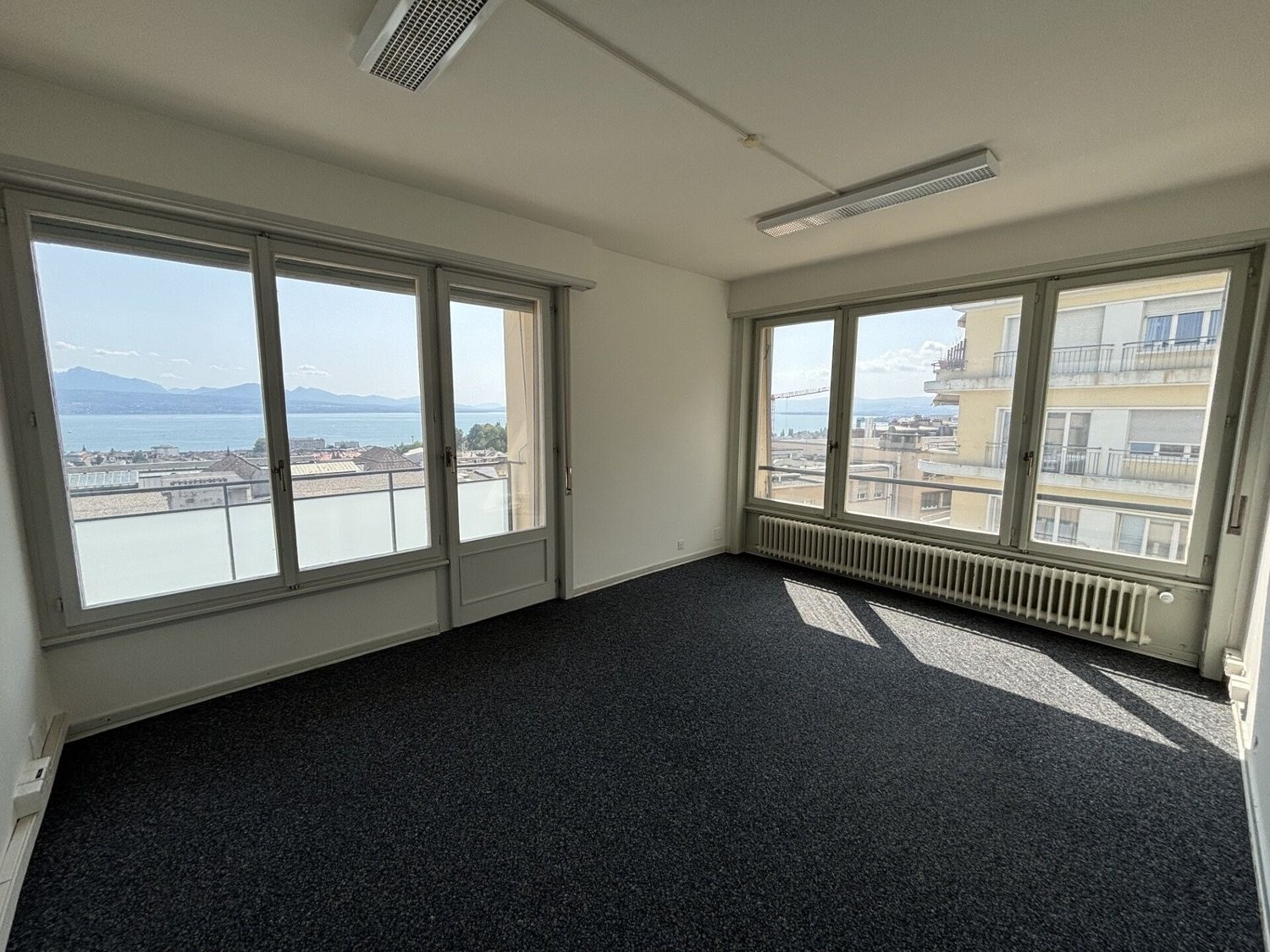 312m² Büro, Foto 3 von 4