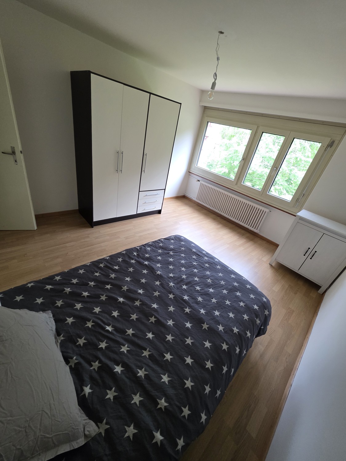 Chambre dans un appartement partagé