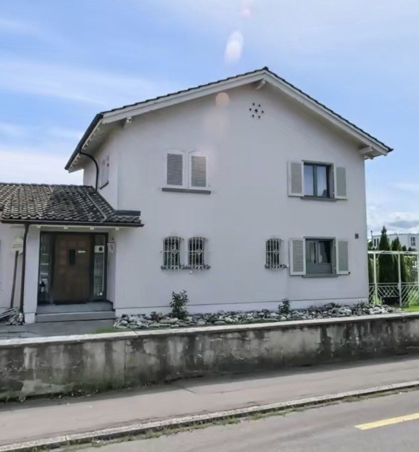 6-Zimmer-Einfamilienhaus, Foto 1 von 10
