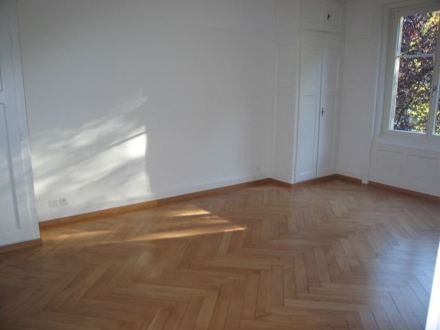 5 rooms apartment