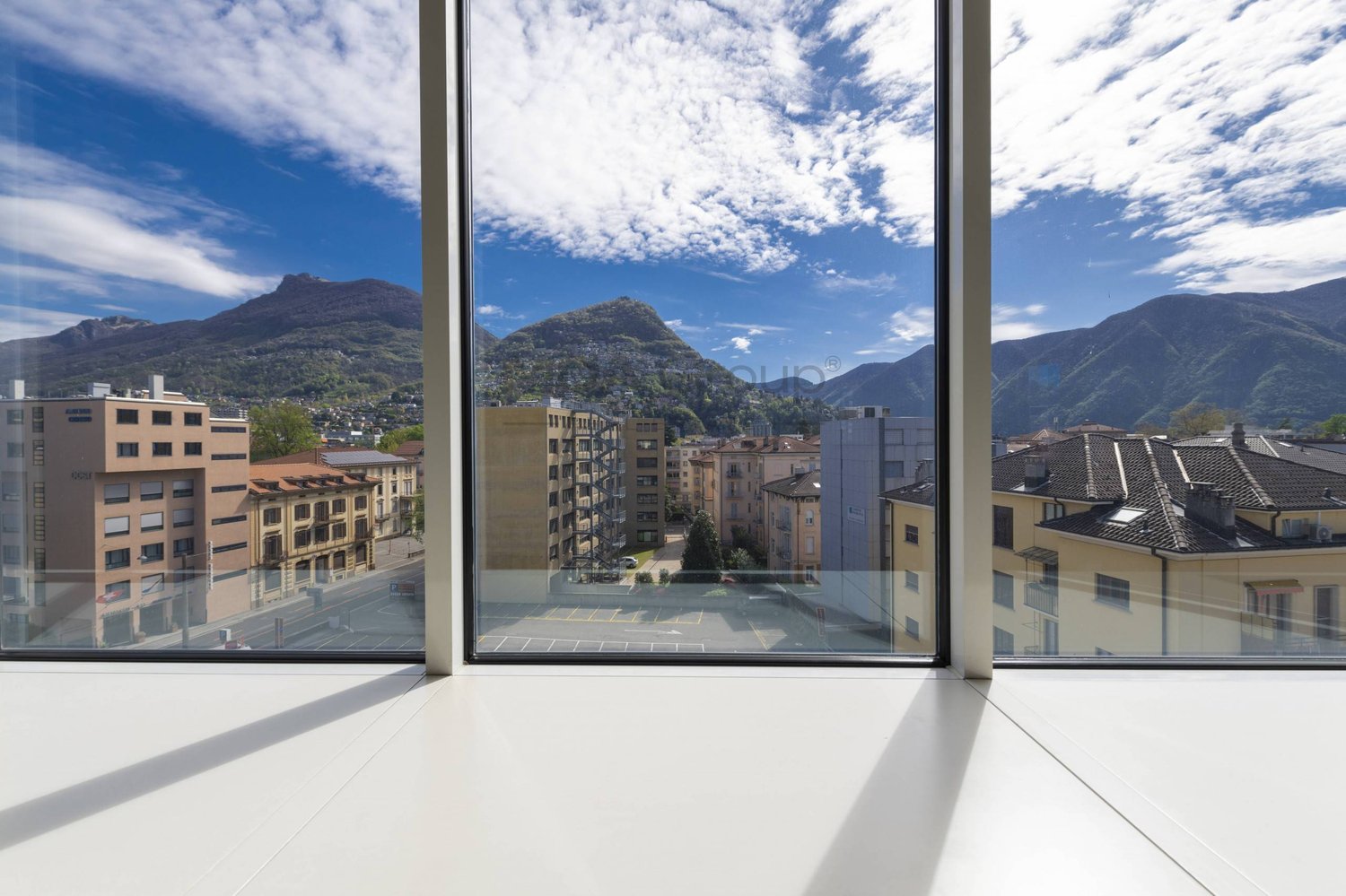 224m² Büro, Foto 2 von 7