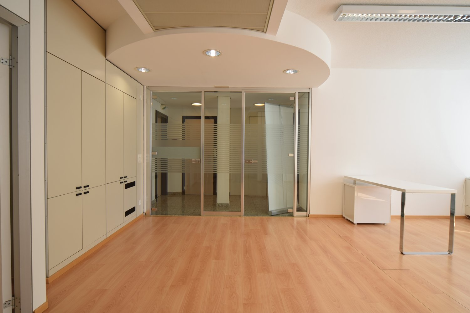 224m² Büro, Foto 1 von 7