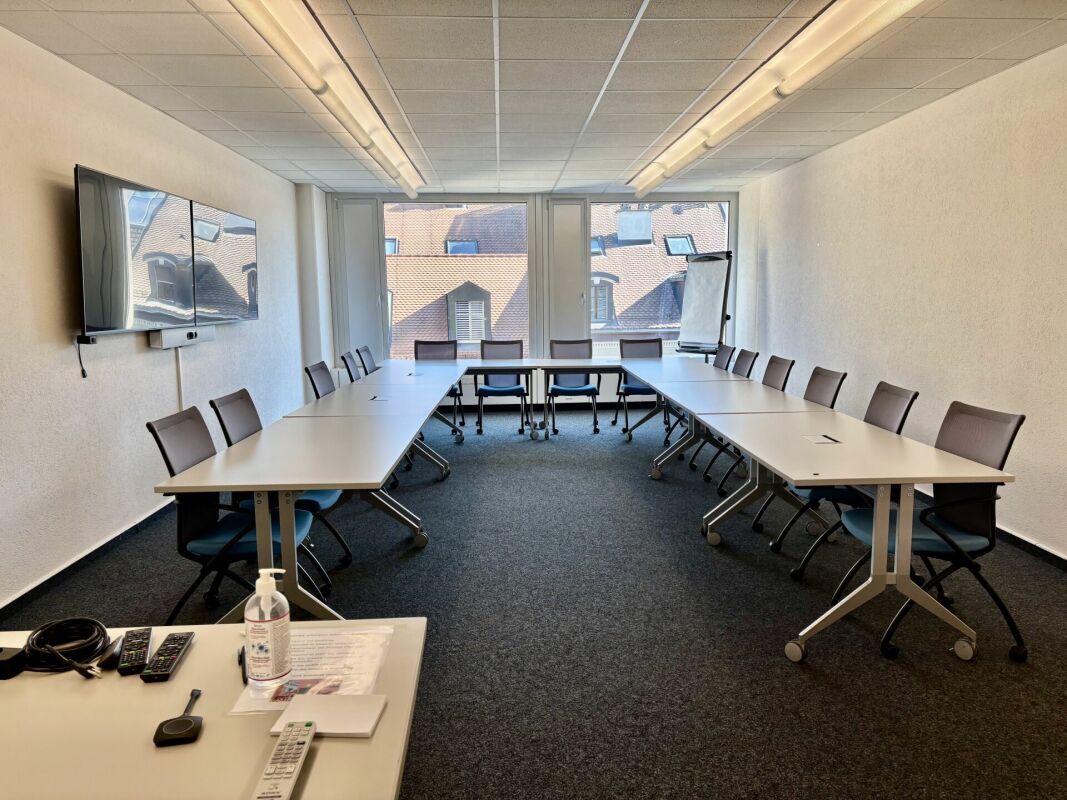 Office, photo 2 of 10