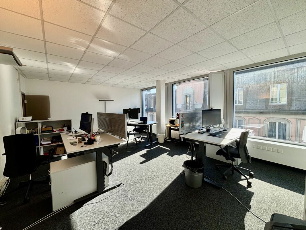 Office, photo 4 of 10
