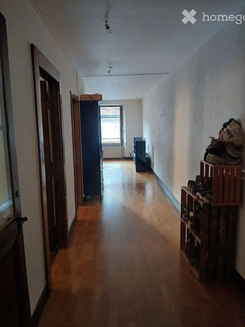 6-Zimmer-Wohnung