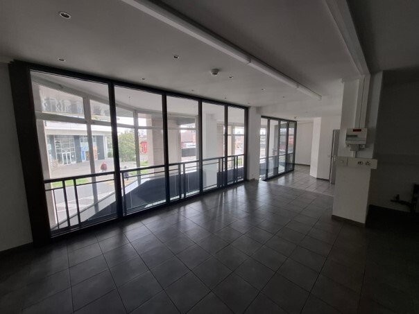 210m² office, Foto 10 von 10