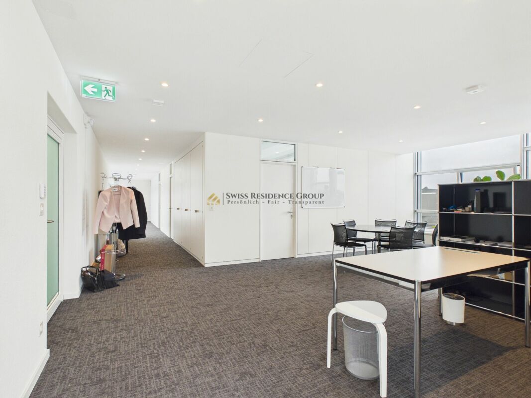 147m² commercial