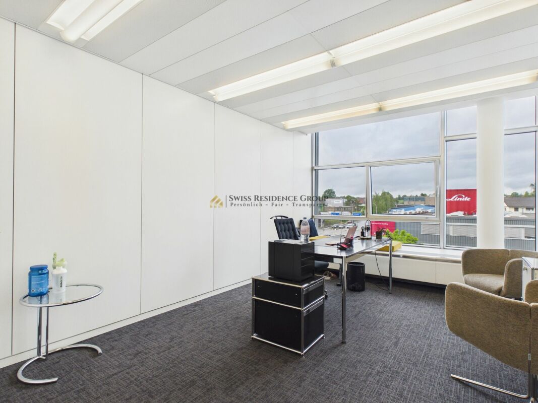 147m² commercial