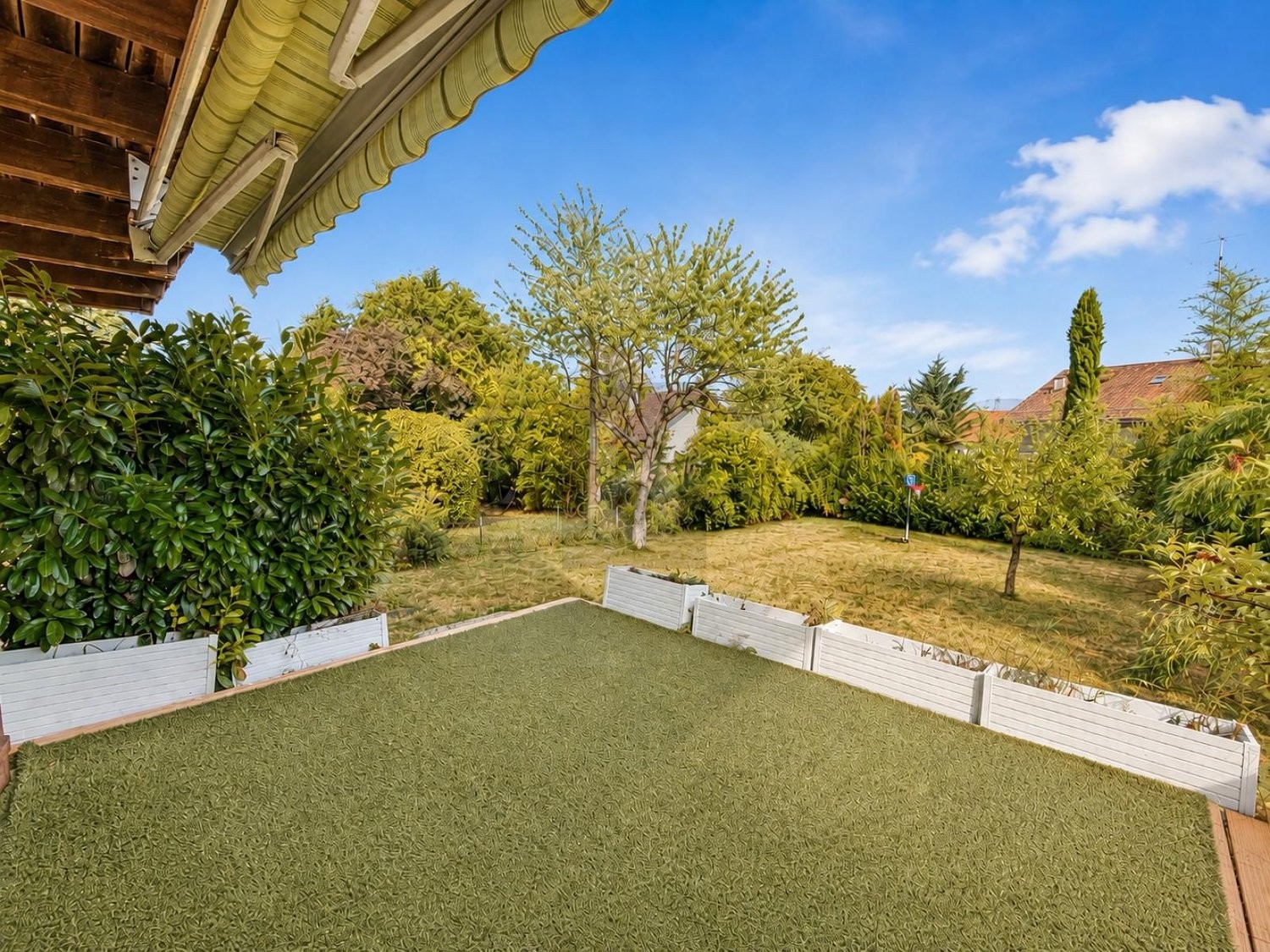 5 ½ Zimmer Einfamilienhaus, Foto 2 von 4