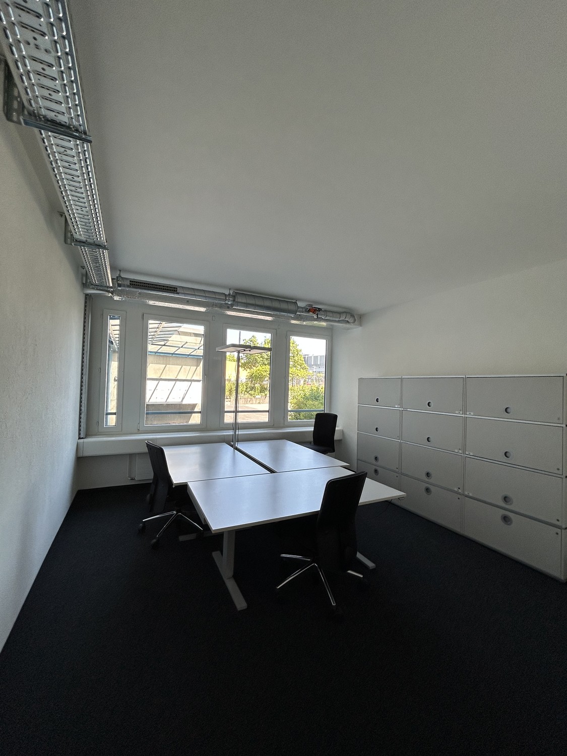 296m² office, Foto 4 von 10