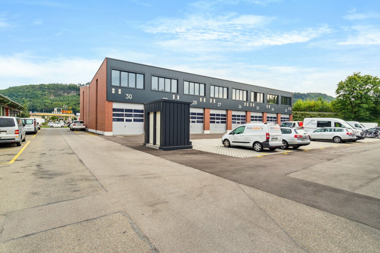 204m² commercial