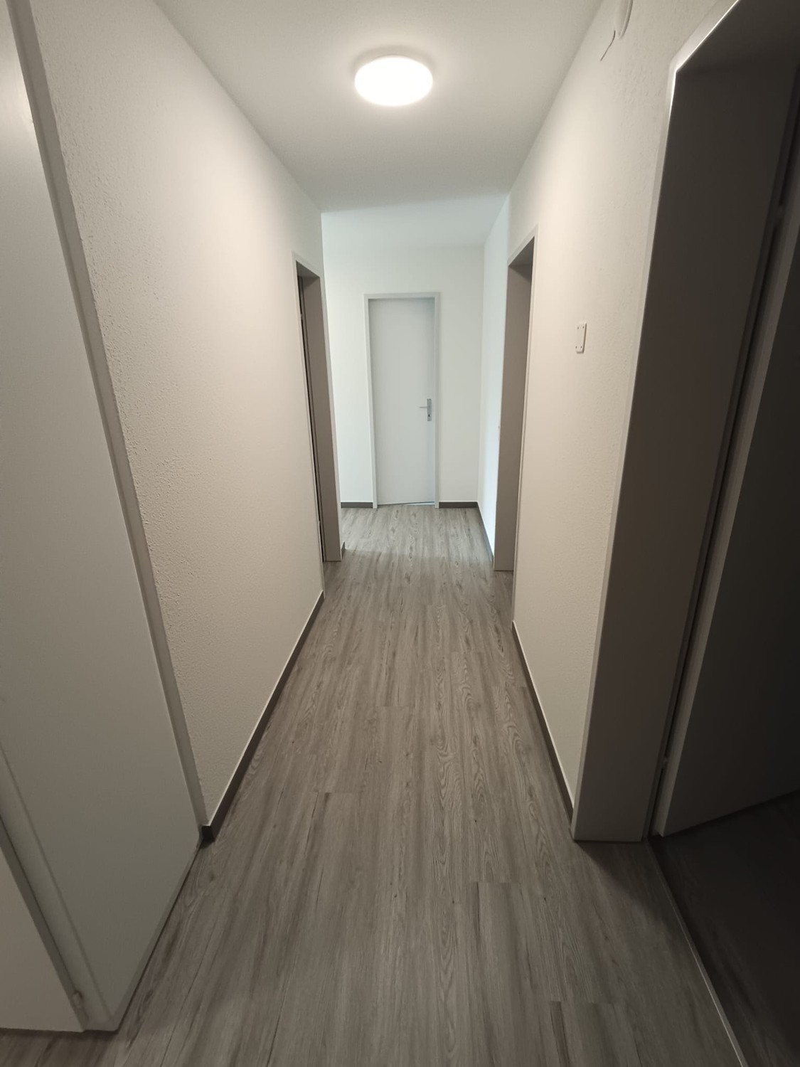 4 ½ rooms apartment, Foto 1 von 10