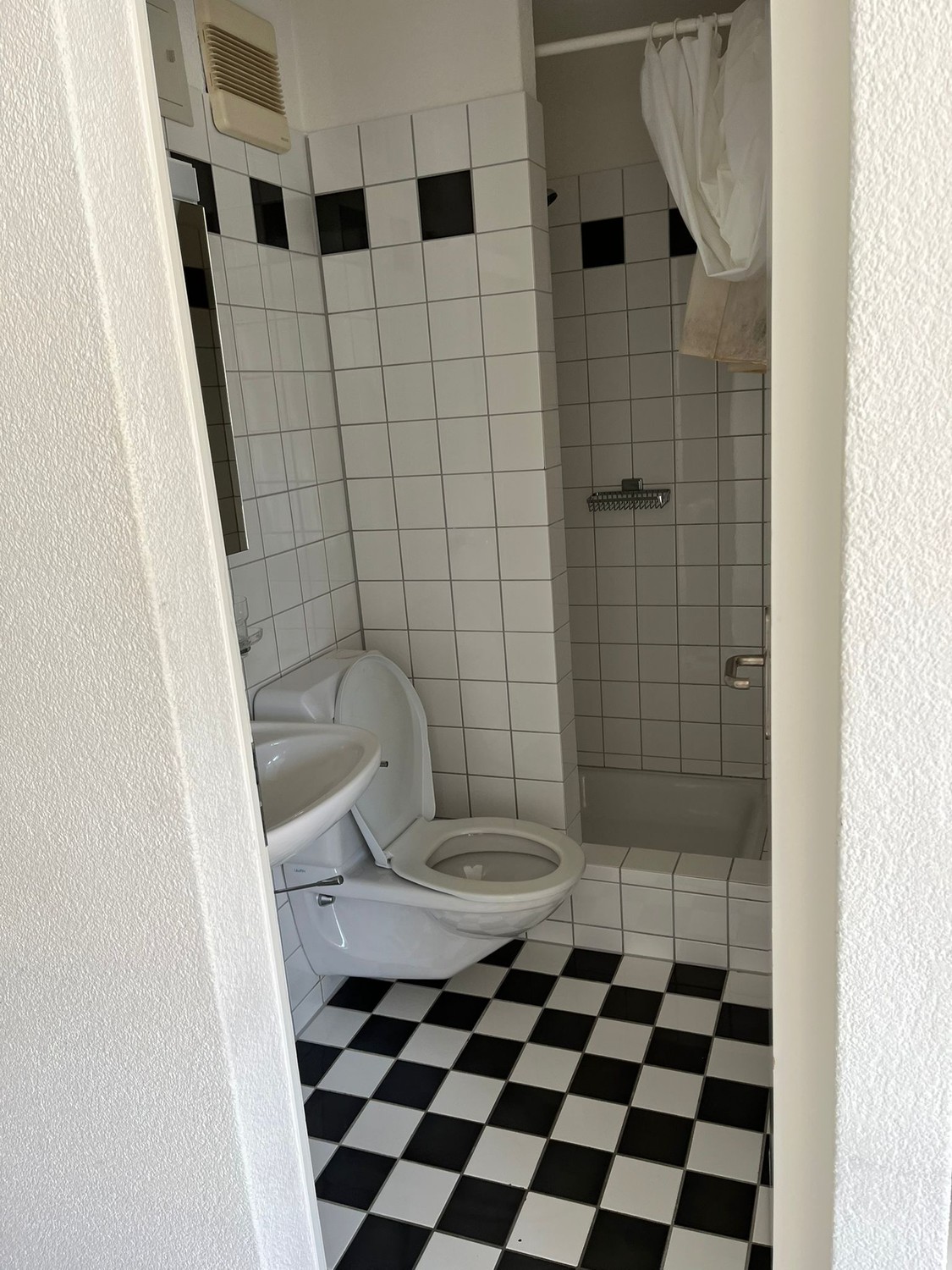 1 ½ Zimmer Wohnung, Foto 3 von 4