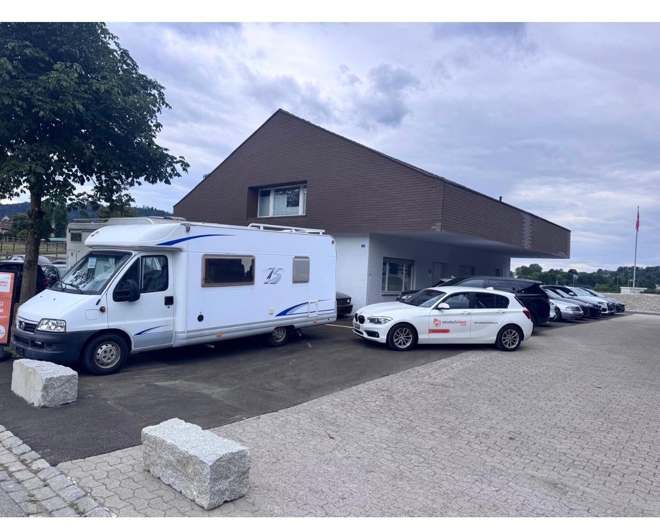 750m² commercial, Foto 1 von 8
