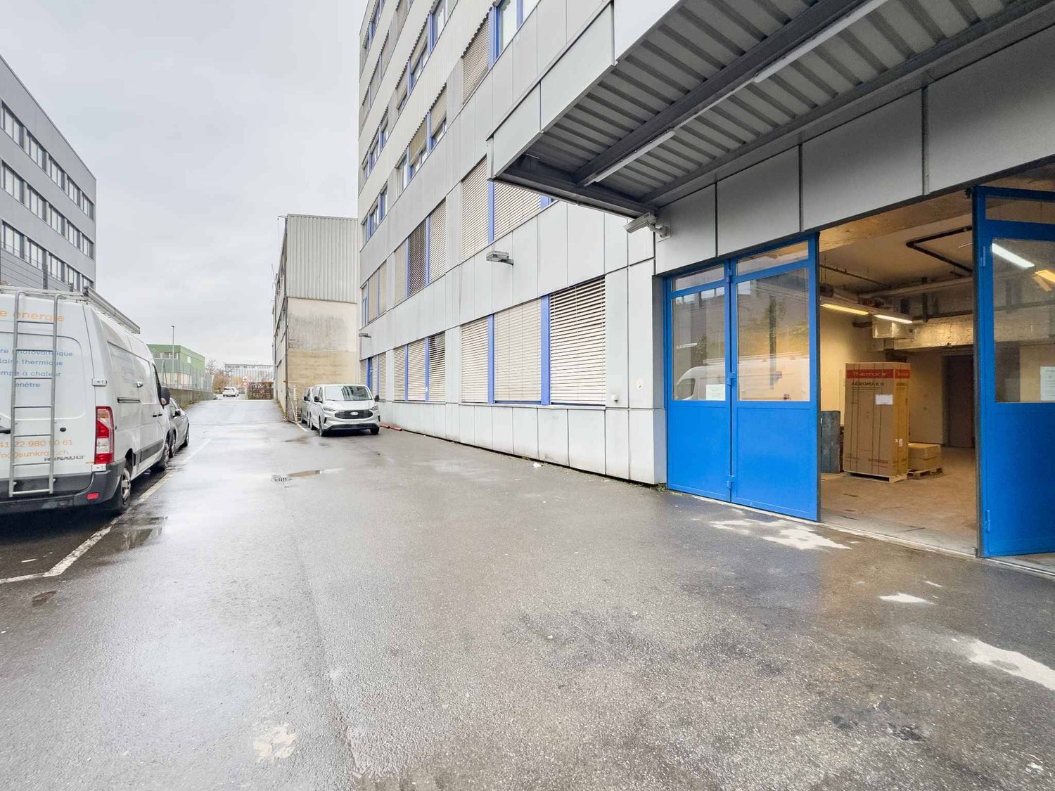 748m² Büro, Foto 6 von 8