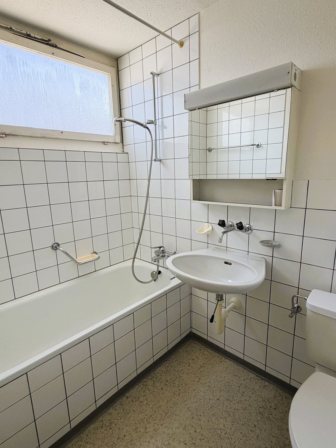1 room apartment, Foto 6 von 6